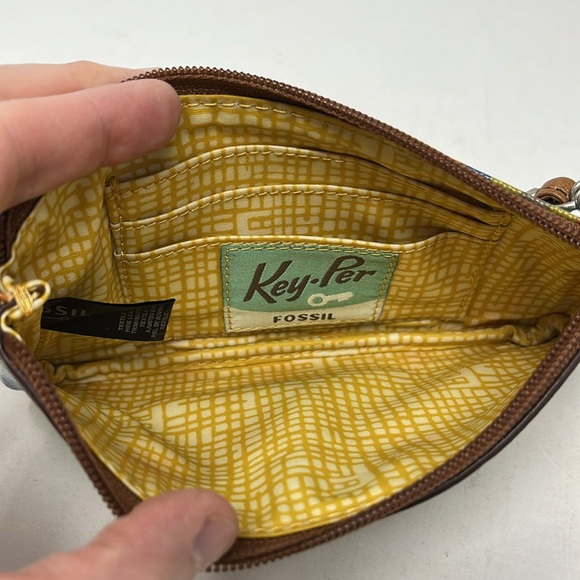 FOSSIL KEY-PER WRISTLET WALLET COATED CANVAS AND LEATHER STRIPE - Picture 6 of 13